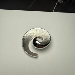 Vintage Trifari Brooch Pin Silver Tone Textured Swirl Signed